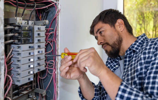 Best Ceiling Fan Installation Electrician  in Granger, WA